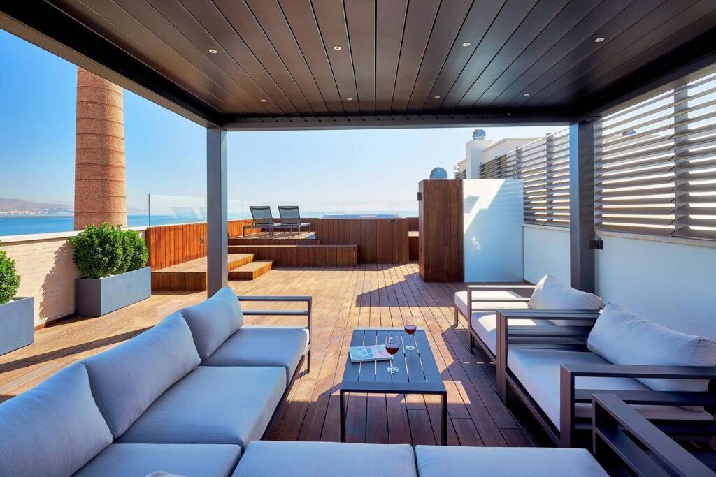 Apartament D&R Penthouse On The Beach Malaga Zewnętrze zdjęcie