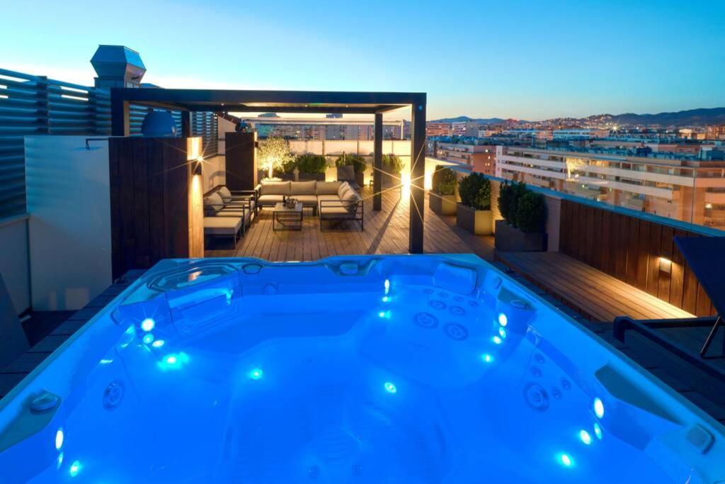 Apartament D&R Penthouse On The Beach Malaga Zewnętrze zdjęcie