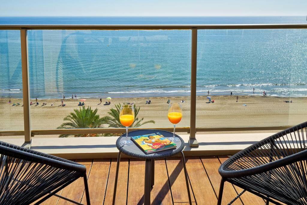 Apartament D&R Penthouse On The Beach Malaga Zewnętrze zdjęcie