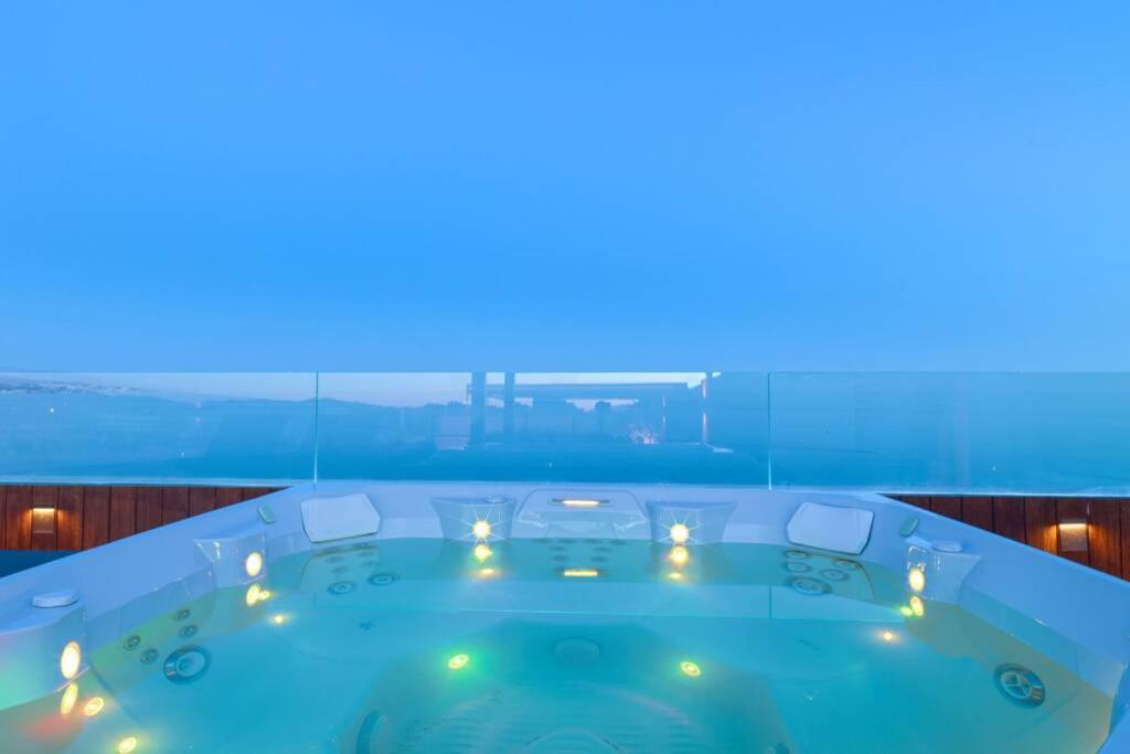 Apartament D&R Penthouse On The Beach Malaga Zewnętrze zdjęcie