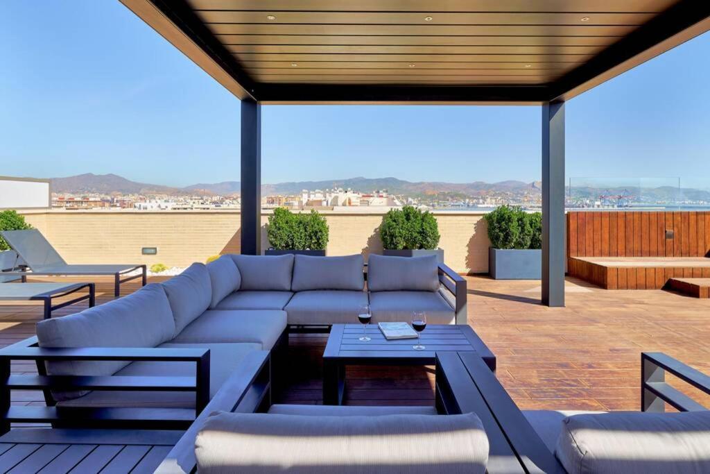 Apartament D&R Penthouse On The Beach Malaga Zewnętrze zdjęcie